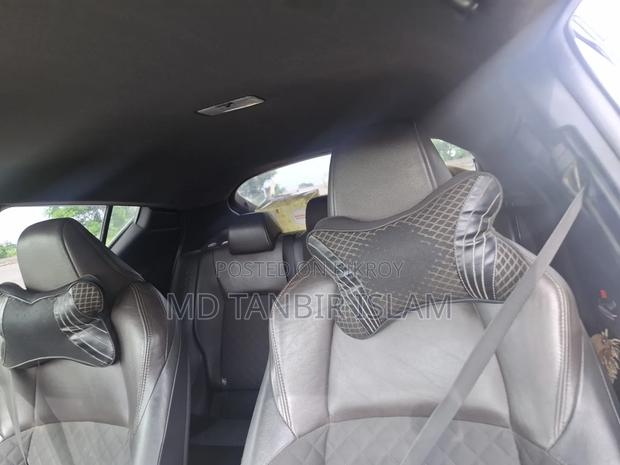 Toyota C-HR XLE Prermium FWD (2.0L 4cyl 2AM) 2018 White