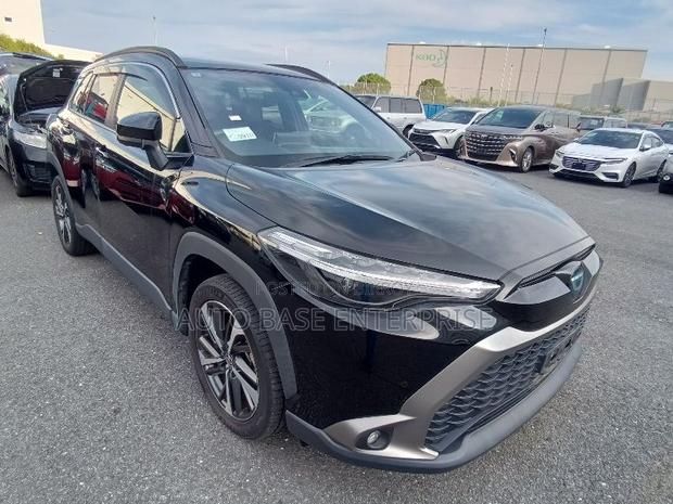 Toyota Corolla Cross 1.8 Hybrid FWD 2021 Black