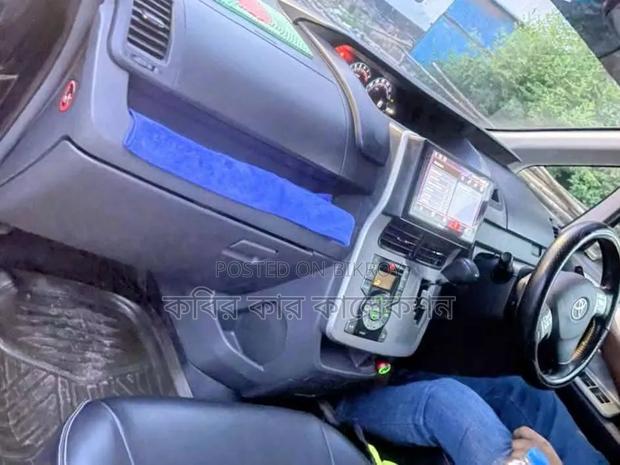 Toyota Noah 2009 Black