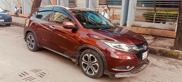 Honda Vezel 1.5 2WD 2015 Red
