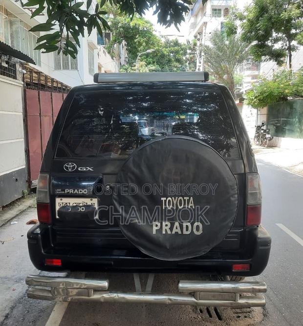 Toyota Land Cruiser Prado 1996 Black