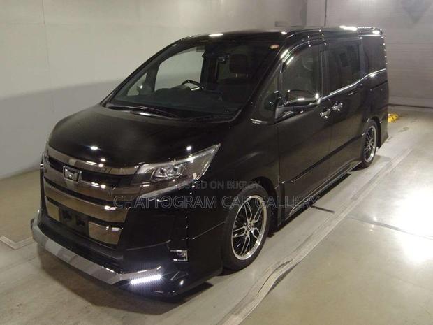 Toyota Noah 2021 Black