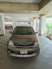Toyota IST 2004 Gray for sale