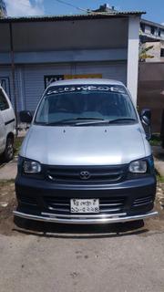 Toyota Noah 2004 Silver for sale