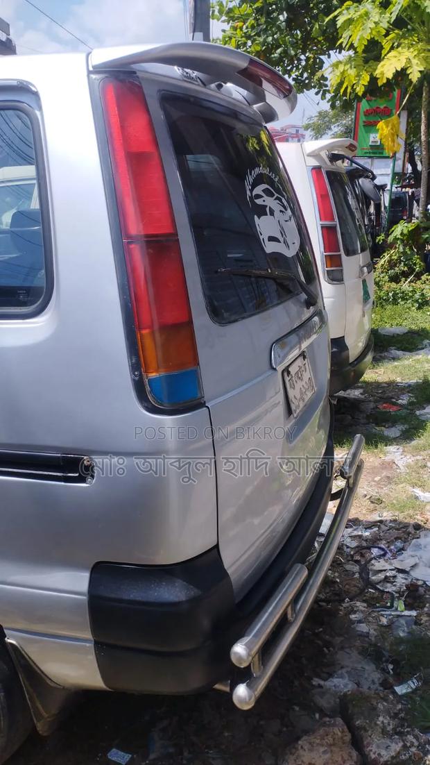 Toyota Noah 2004 Silver