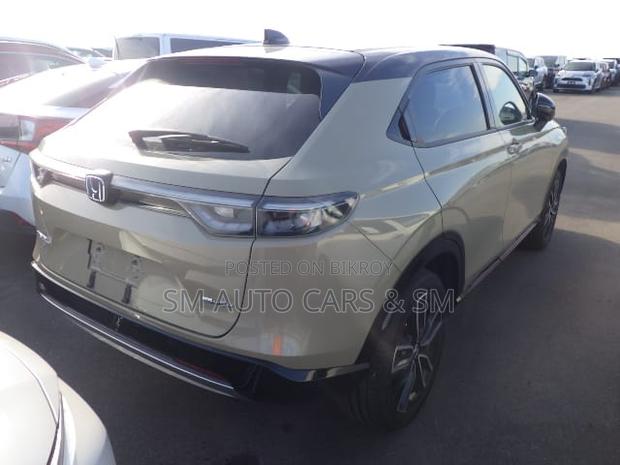 Honda Vezel 1.5 Hybrid 2WD 2021 Beige
