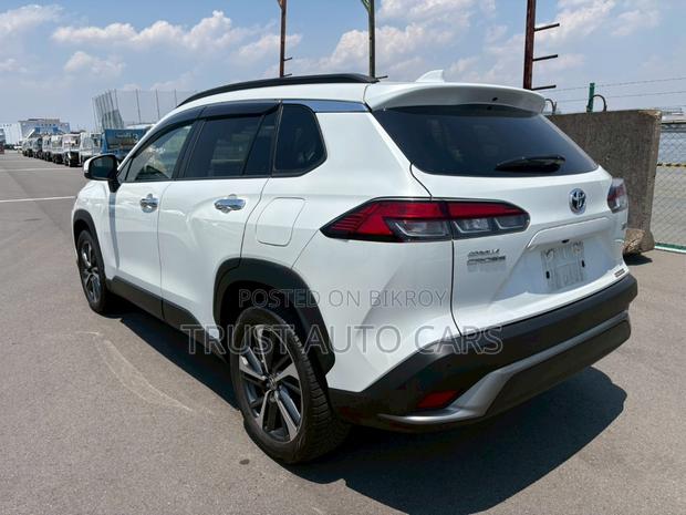 Toyota Corolla Cross 2022 Pearl
