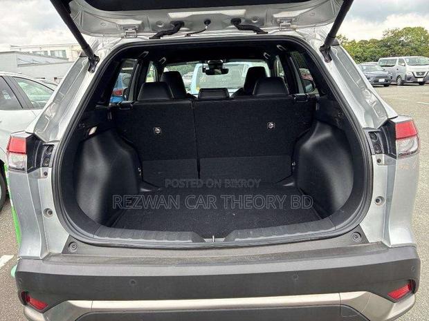 Toyota Corolla Cross 1.8 Hybrid AWD 2021 Silver