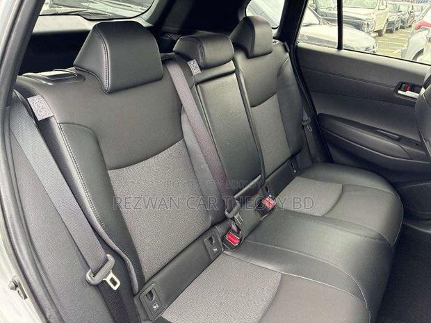 Toyota Corolla Cross 1.8 Hybrid AWD 2021 Silver