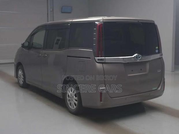 Toyota Noah 2021 Brown