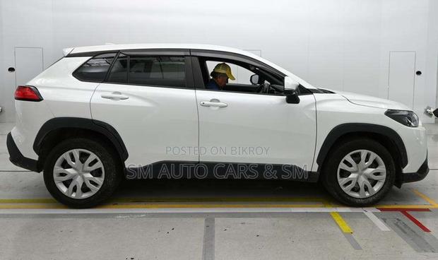 Toyota Corolla Cross 2021 Pearl