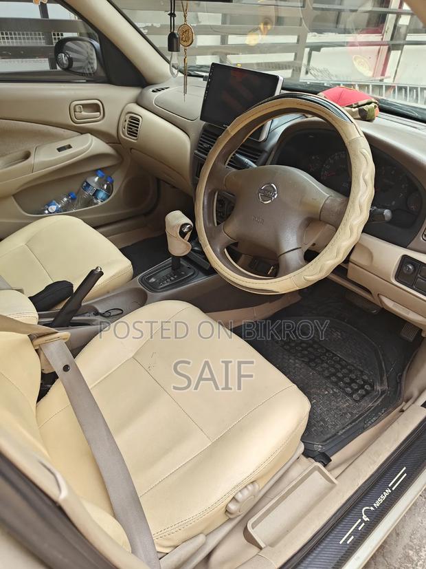 Nissan Sunny B15 Sedan 1.6 2004 Gold