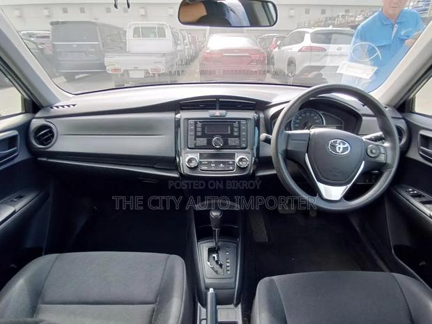 Toyota Axio 2021 Silver