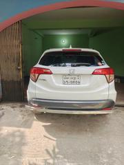 Honda Vezel 1.5 2WD 2014 White for sale