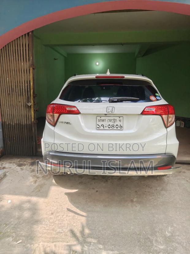 Honda Vezel 1.5 2WD 2014 White
