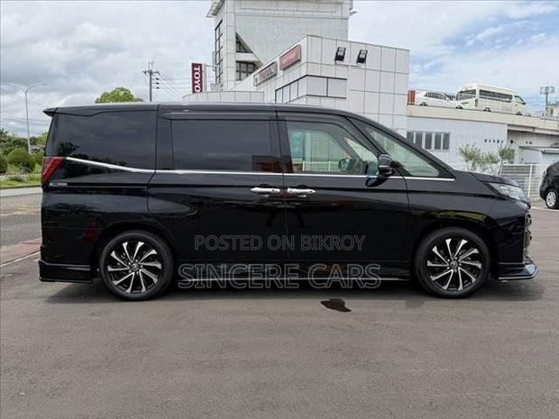 Toyota Noah 2023 Black