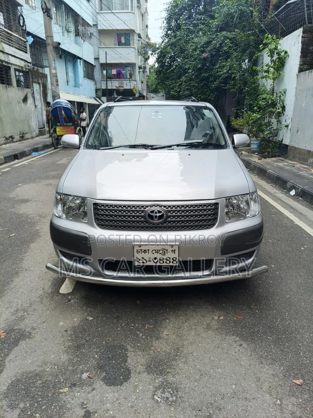 Toyota Succeed 2003 Silver