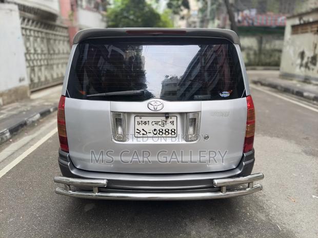 Toyota Succeed 2003 Silver