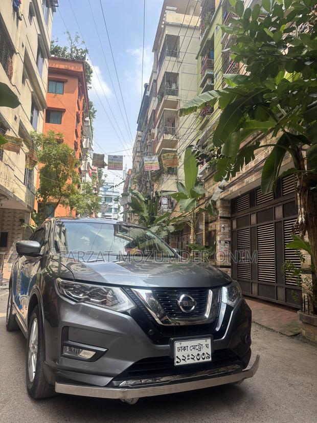 Nissan X-Trail 2.0 Hybrid FWD 2018 Gray