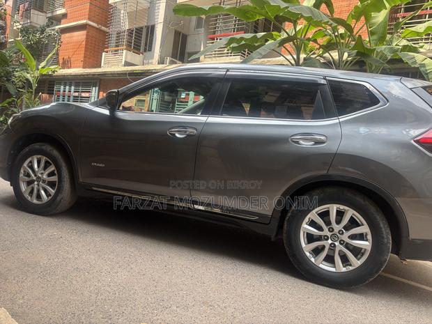 Nissan X-Trail 2.0 Hybrid FWD 2018 Gray