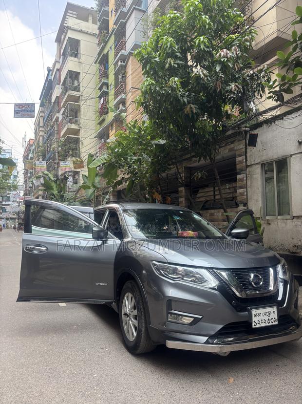 Nissan X-Trail 2.0 Hybrid FWD 2018 Gray
