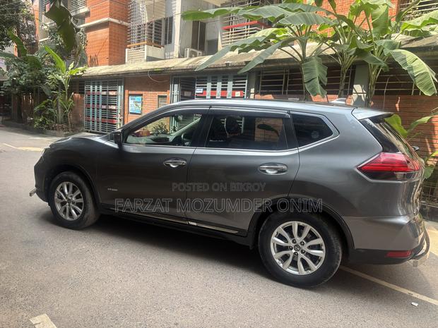 Nissan X-Trail 2.0 Hybrid FWD 2018 Gray