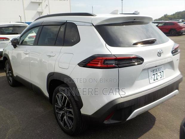 Toyota Corolla Cross 2026 Pearl