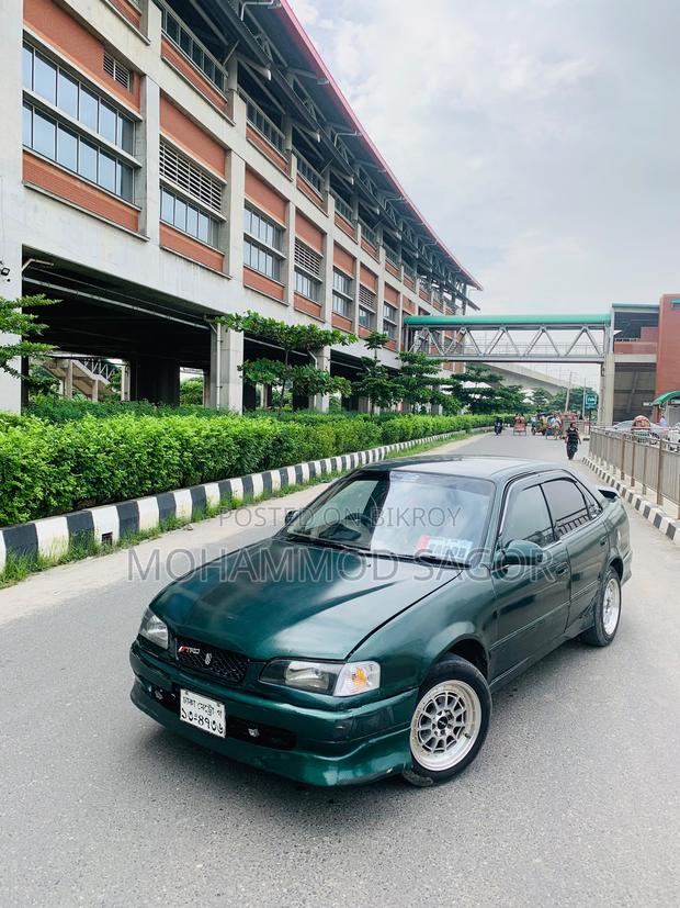 Toyota Sprinter 1996
