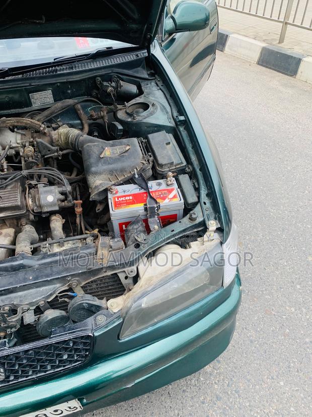 Toyota Sprinter 1996
