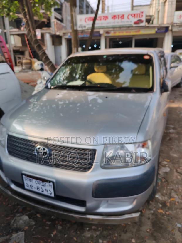 Toyota Succeed 2004 Silver