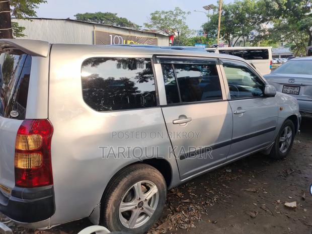 Toyota Succeed 2004 Silver