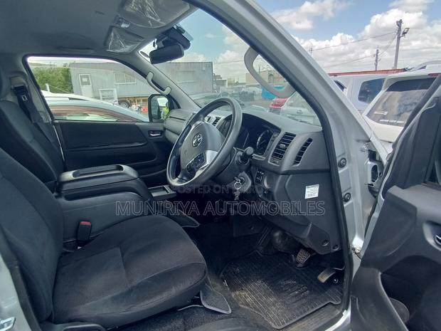 Toyota Corolla 2021 Silver