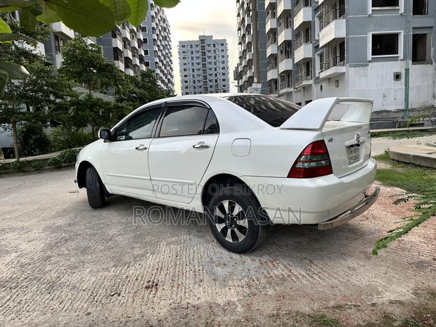 Toyota Corolla 2000 Pearl