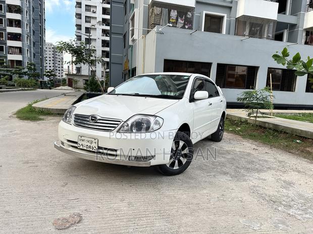 Toyota Corolla 2000 Pearl