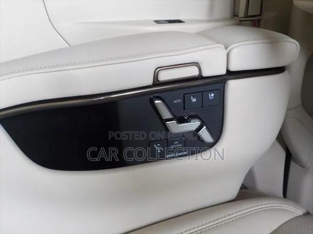 Toyota Alphard 2024 Brown