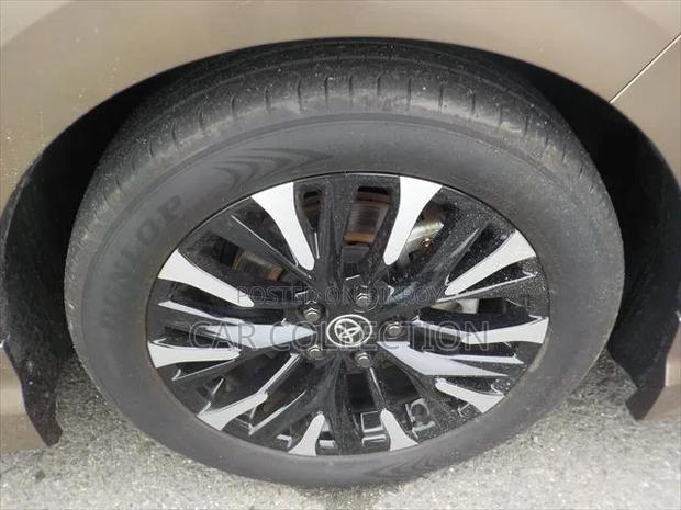 Toyota Alphard 2024 Brown