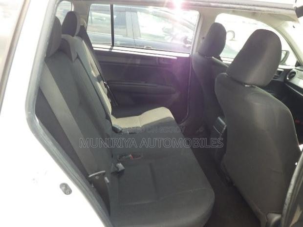 Toyota Corolla Fielder 1.5 Hybrid FWD 2021 White
