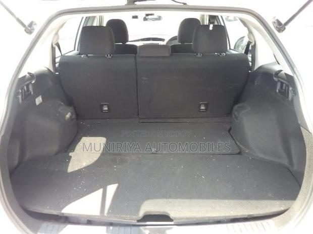 Toyota Corolla Fielder 1.5 Hybrid FWD 2021 White