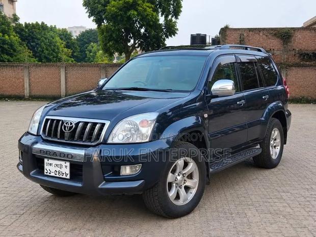 Toyota Land Cruiser Prado 2004 Blue