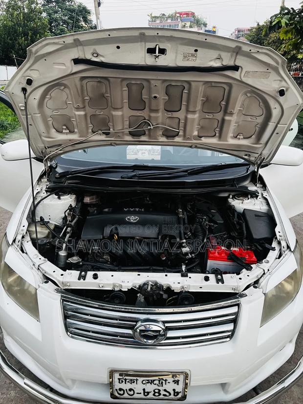 Toyota Axio 2006 White