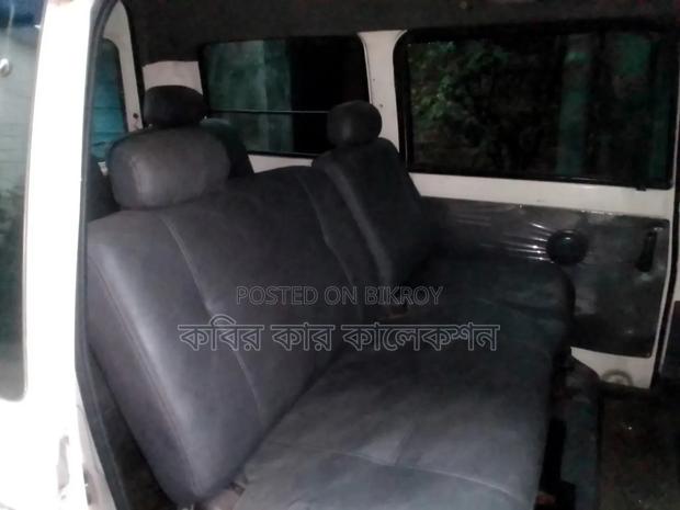 Toyota Noah 2005 Pearl
