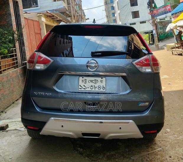 Nissan X-Trail 2.0 Hybrid FWD 2015 Gray