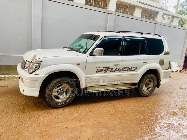 Toyota Land Cruiser Prado 1999 White