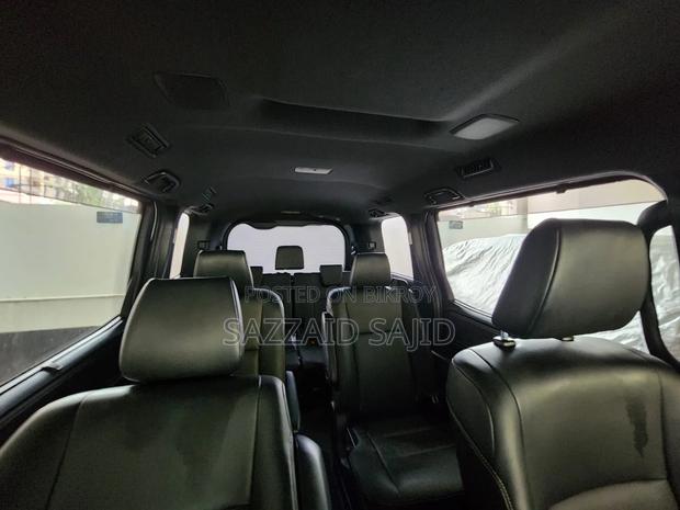 Toyota Noah 1.8 FWD Hybrid (7 seater) 2017 Pearl
