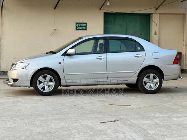 Toyota Corolla Sedan 2004 Silver