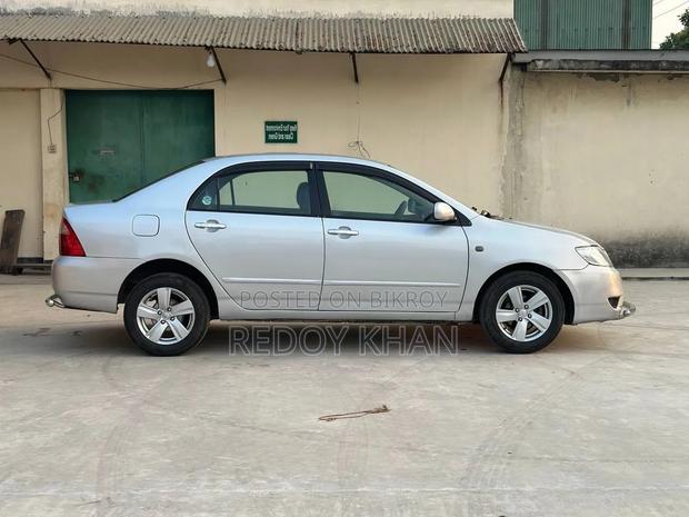 Toyota Corolla Sedan 2004 Silver