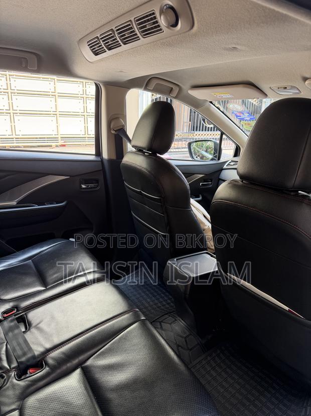 Mitsubishi Xpander 2020 Black