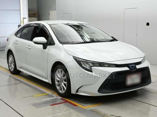 Toyota Corolla 2021 Pearl