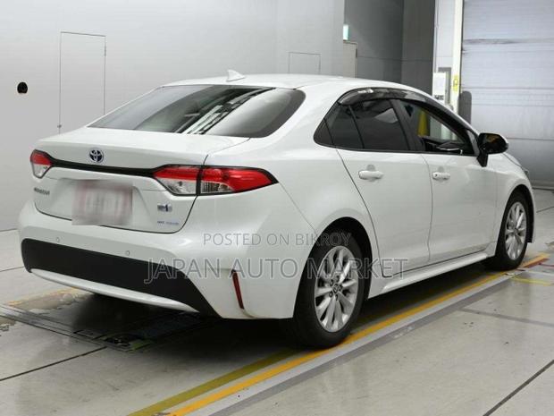 Toyota Corolla 2021 Pearl
