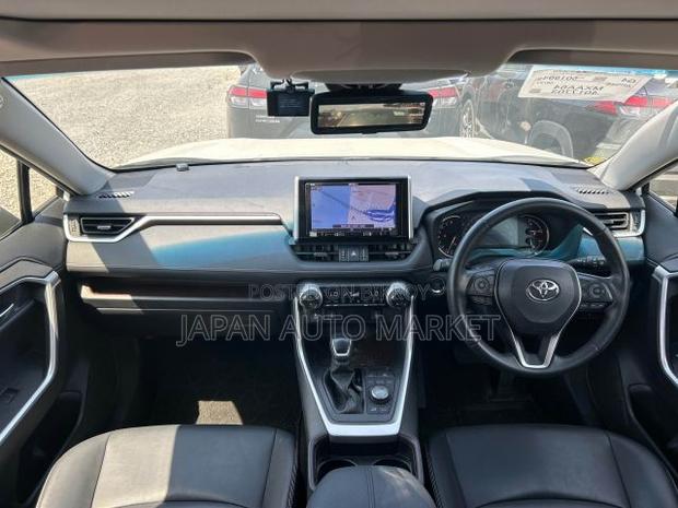 Toyota RAV4 2020 Pearl